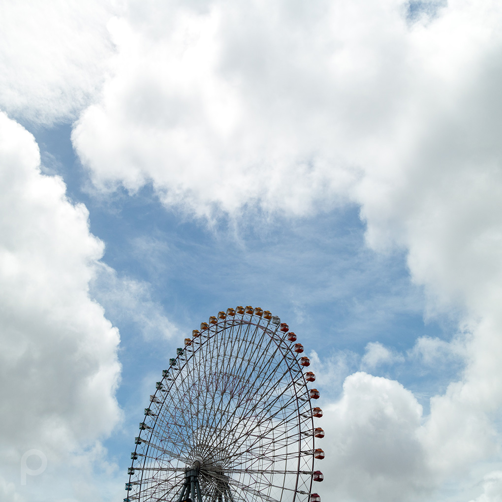 Ferris wheel and the sky